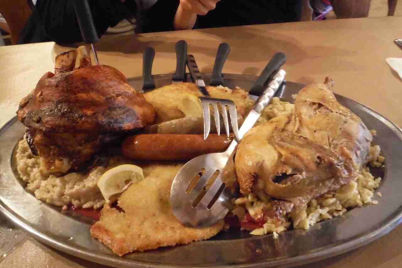 肉!肉!肉料理で埋め尽くすトピ