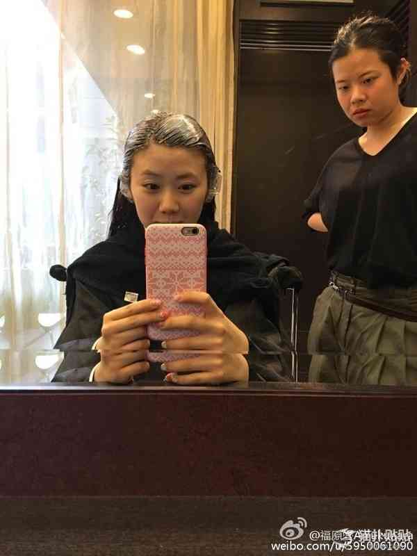 優木まおみ「髪は主人におまかせ」仲良し夫婦に羨望の声「素敵な旦那様」