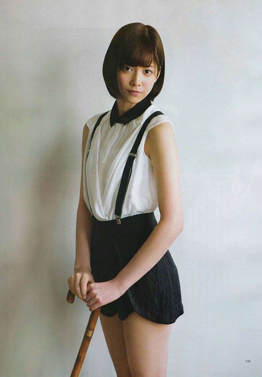 欅坂46渡邉理佐、グループ初の専属モデル就任 ファッション誌『non-no』に抜てき