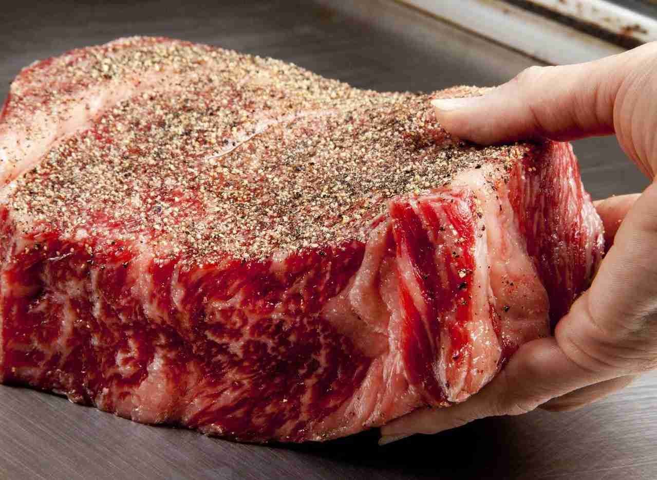 肉!肉!肉料理で埋め尽くすトピ