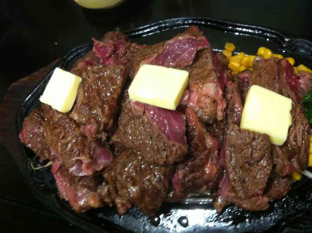 肉!肉!肉料理で埋め尽くすトピ