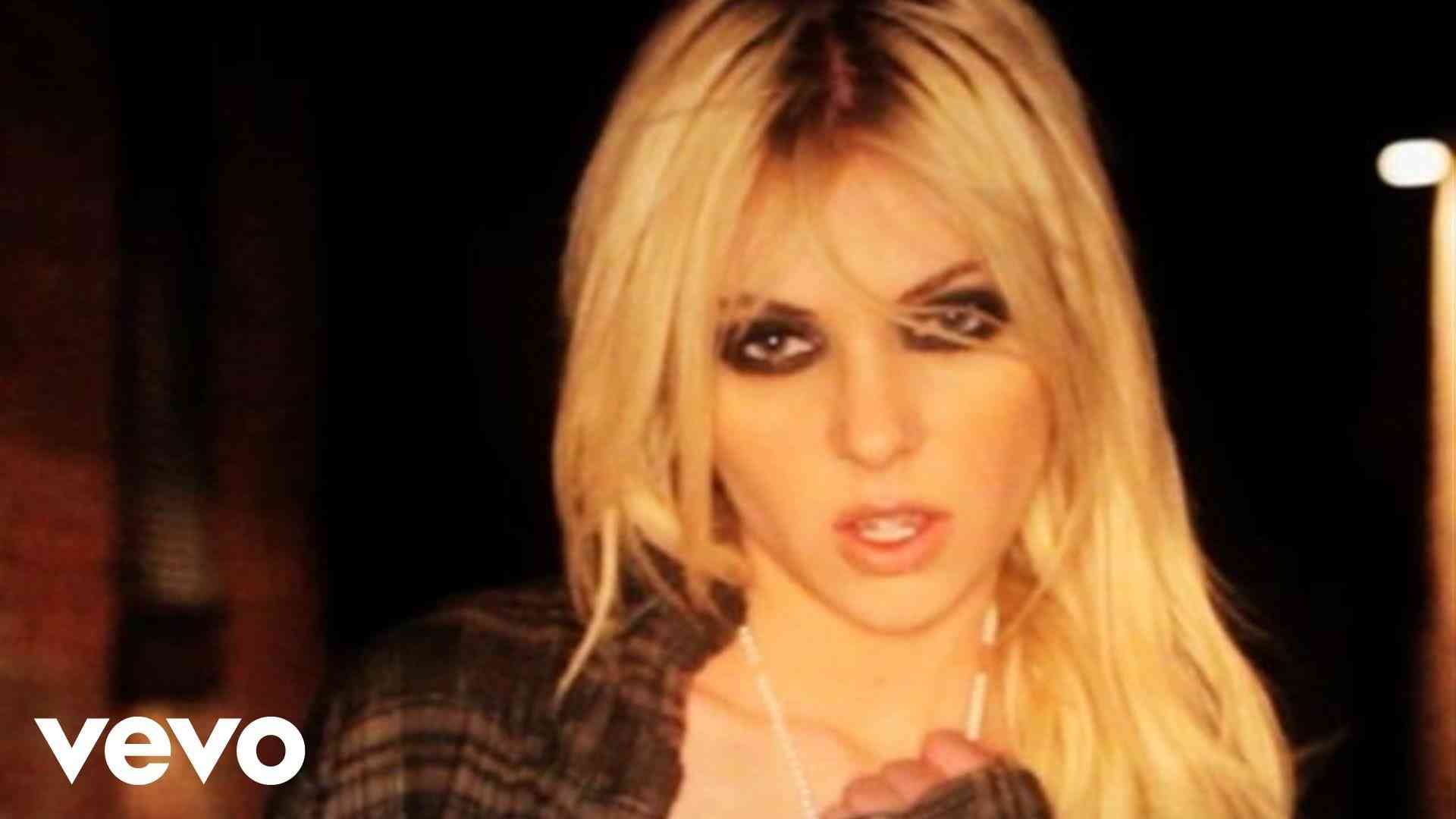 The Pretty Reckless - Make Me Wanna Die - YouTube