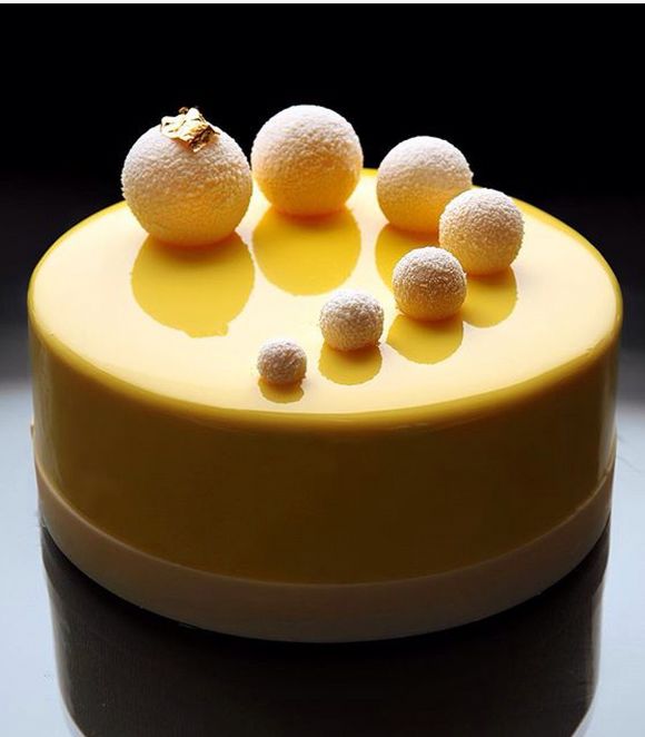 芸術的なお菓子の画像