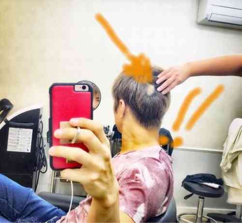 GACKTさん「豚の丸焼きみたいで美味しそう」というコメントで『Instagram』に自撮り写真を投稿