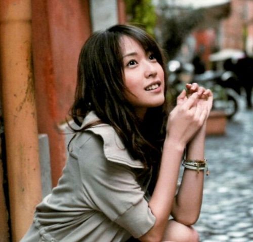 好きなアラサー女優の美しい画像を貼るトピ
