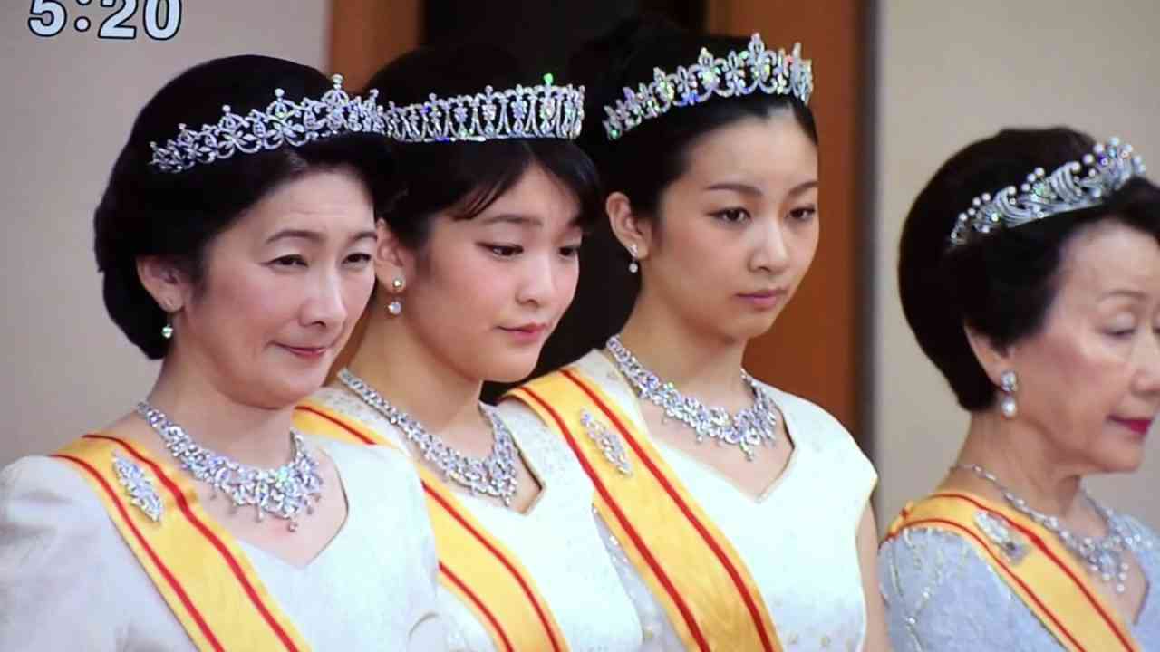 新年の儀 　　2017年 - YouTube