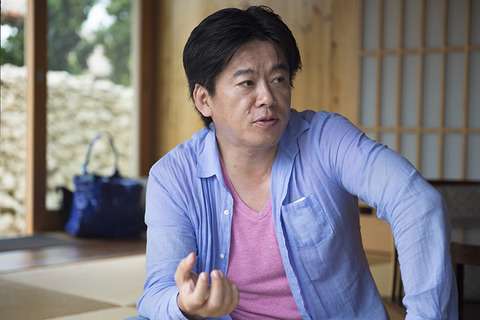 堀江貴文氏「は？天皇は天皇でしょ？なんで陛下つけなきゃいけないの？呼び捨てでいいじゃん」 