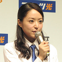 井上真央がついに交際を暗に認める発言！一方、嵐・松本潤は合コン三昧で
