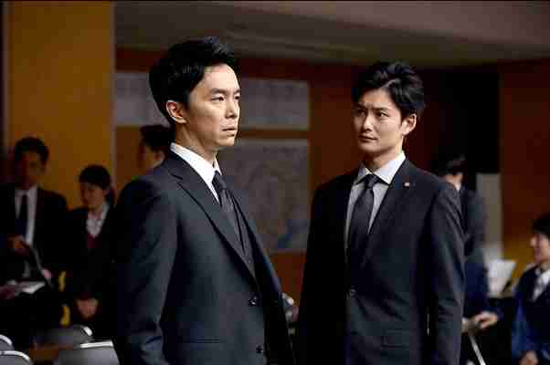 長谷川博己主演「小さな巨人」好発進!初回視聴率13.7%