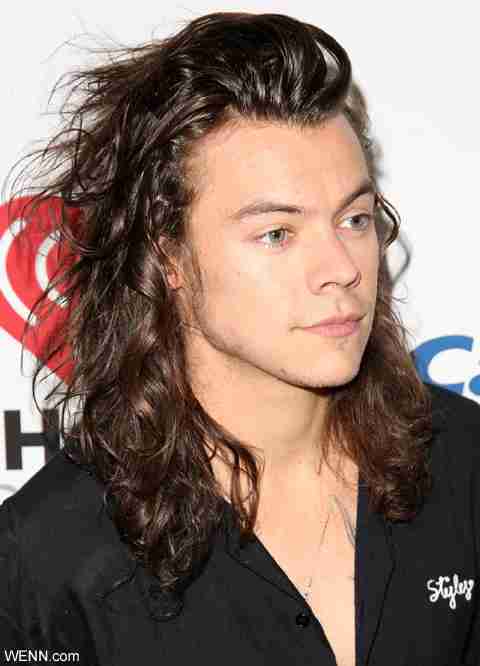 ロン毛の男性をひたすら貼っていくトピ。