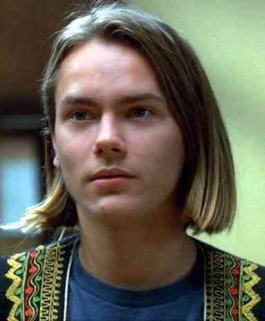 ロン毛の男性をひたすら貼っていくトピ。