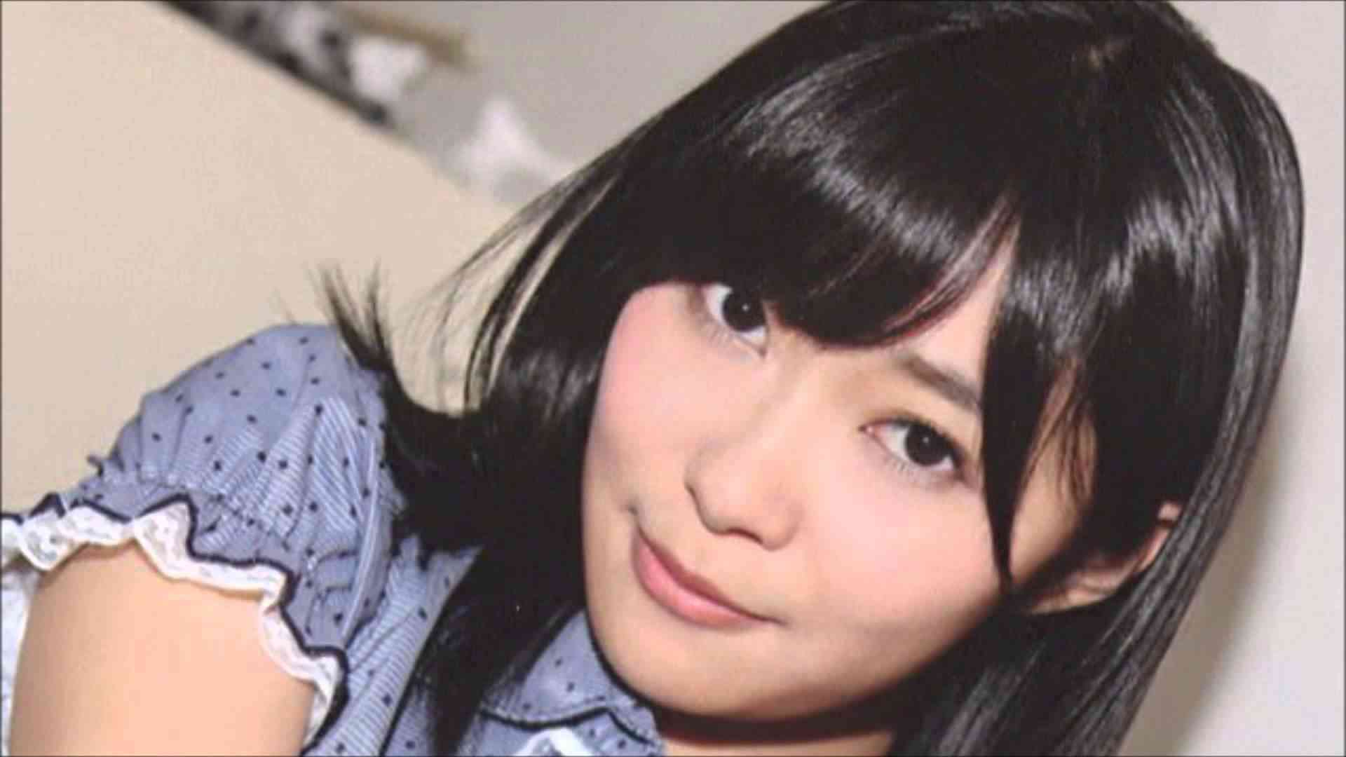 女性アイドルの美しいメイク画像を貼るトピ