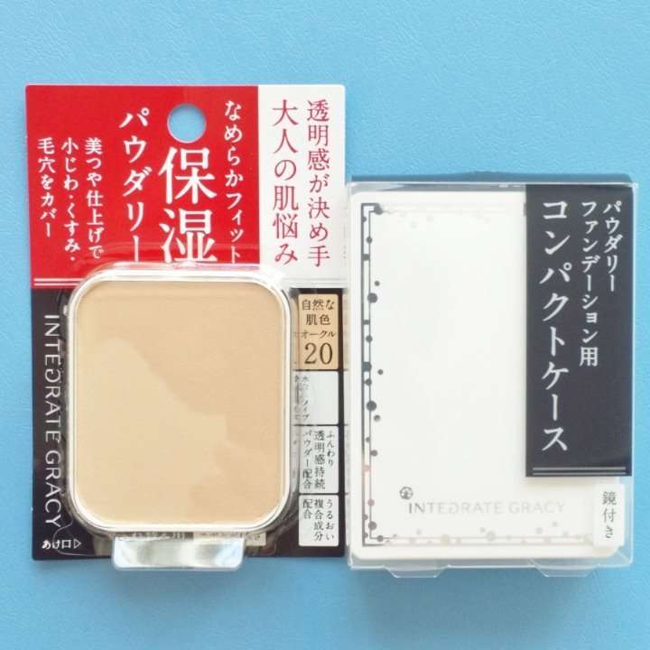 パウダーファンデーション派の人