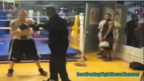 【動画】ヘビー級全米チャンプがSNSの粘着男にブチ切れ、スパーリングを申し込みなんと決闘へ : IT速報