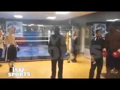 Undefeated Boxer Deontay Wilder Knocks Out Internet Troll Charlie Zelenoff For Talkin Shxt - YouTube
