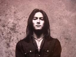 ロン毛の男性をひたすら貼っていくトピ。