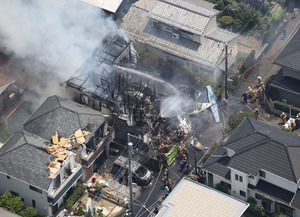 東京・調布市で起きた小型機墜落事故のその後はどうなっている?? - NAVER まとめ