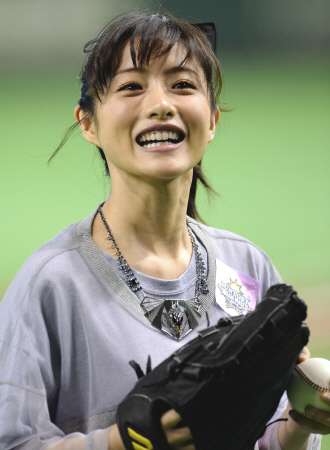 口元がステキな芸能人