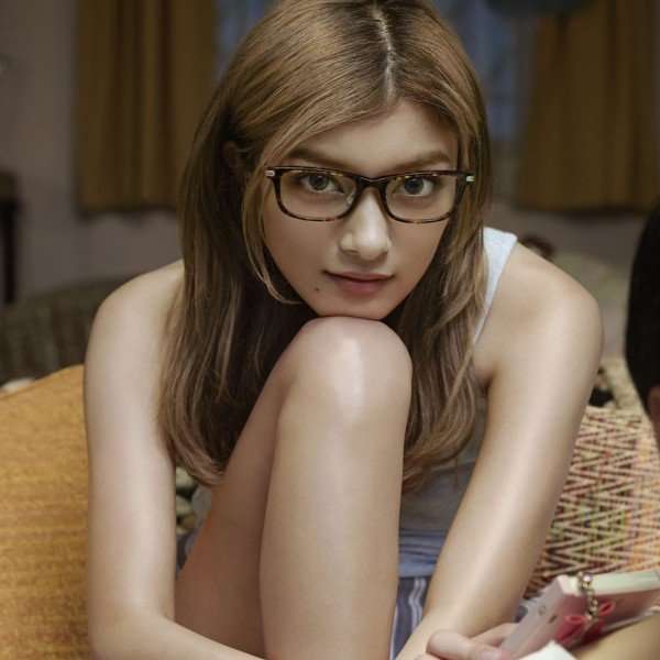 メガネ+芸能人が見たいです。