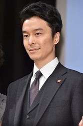 長谷川博己主演「小さな巨人」好発進！初回視聴率１３・７％― スポニチ Sponichi Annex 芸能