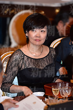 安倍昭恵氏が元暴力団組長らと福島原発を視察 記念写真も撮影 (2017年4月24日掲載) - ライブドアニュース
