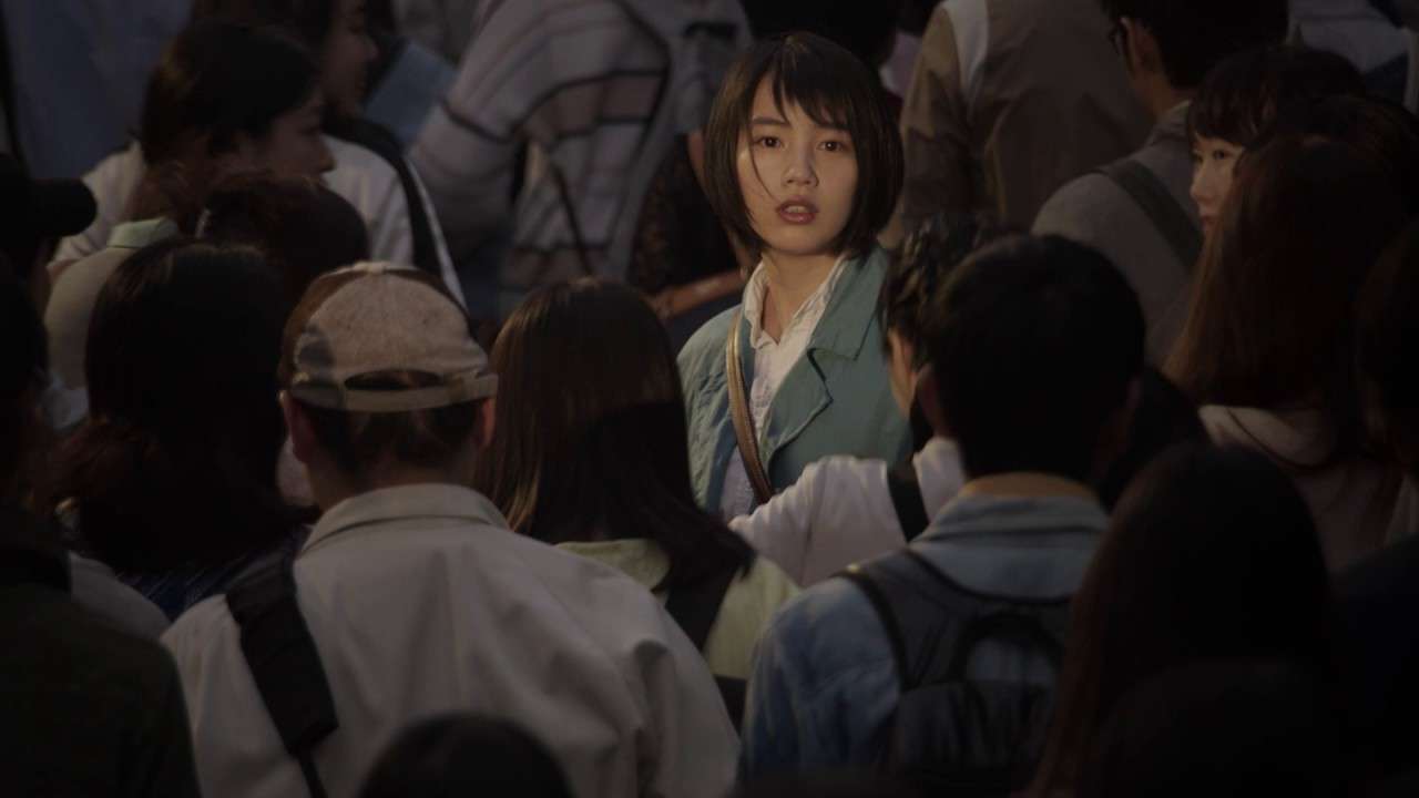 【公式】LINEモバイル: TVCM 〜 愛と革新。（交差点）篇  〜 - YouTube