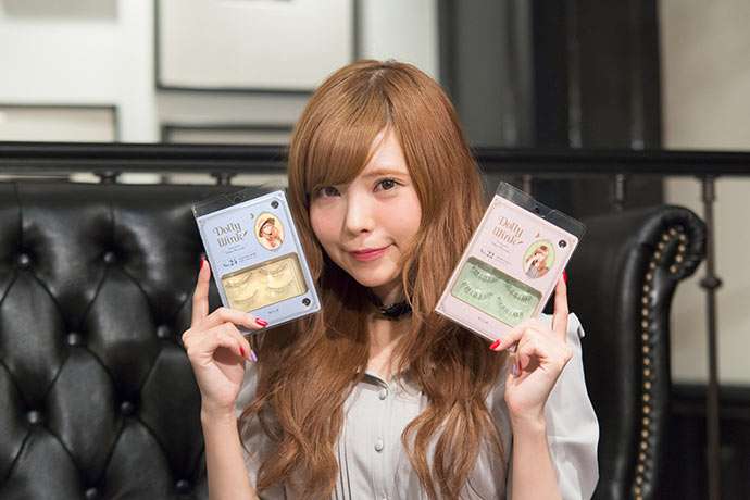 益若つばさは目が笑ってない？ 「顔が怖い」指摘を受ける女性タレントたちの共通点 