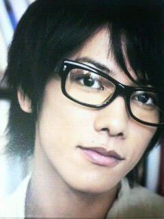 メガネ+芸能人が見たいです。