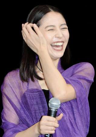 口元がステキな芸能人