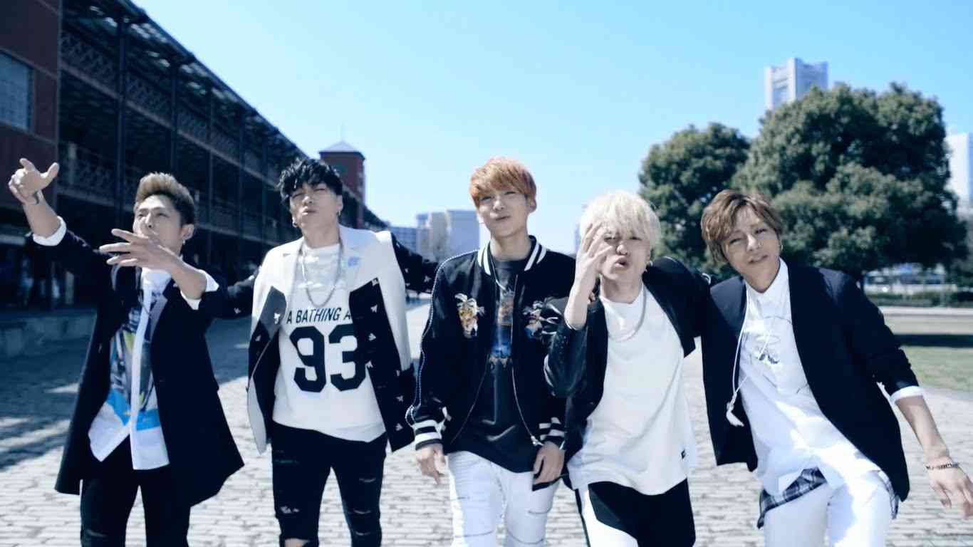 X4 「Rainbow Road」Music Video short.（5.25 AL「Funk,Dunk,Punk」収録） - YouTube