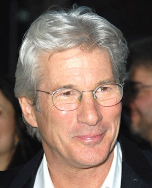 メガネ+芸能人が見たいです。