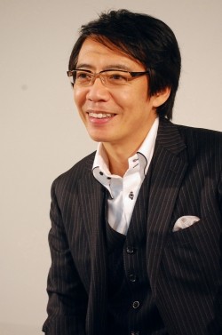 メガネ+芸能人が見たいです。