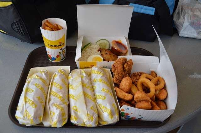 【悲報】本日オープンの「レゴランド」飯が高すぎるとSNSで炎上！愛知万博の悪夢再来か！