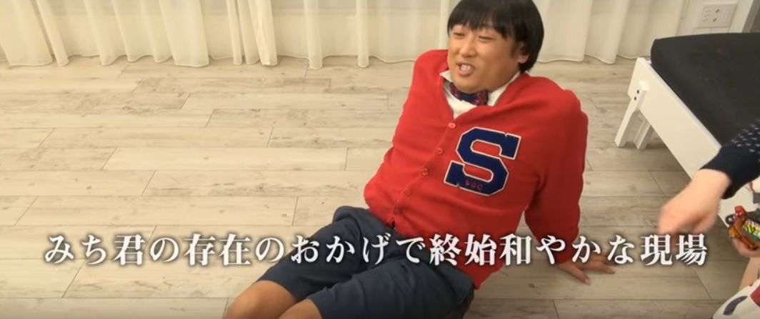 ロバート秋山が憑依、天才子役・上杉みちの日めくり「みちくんといっしょ。」発売