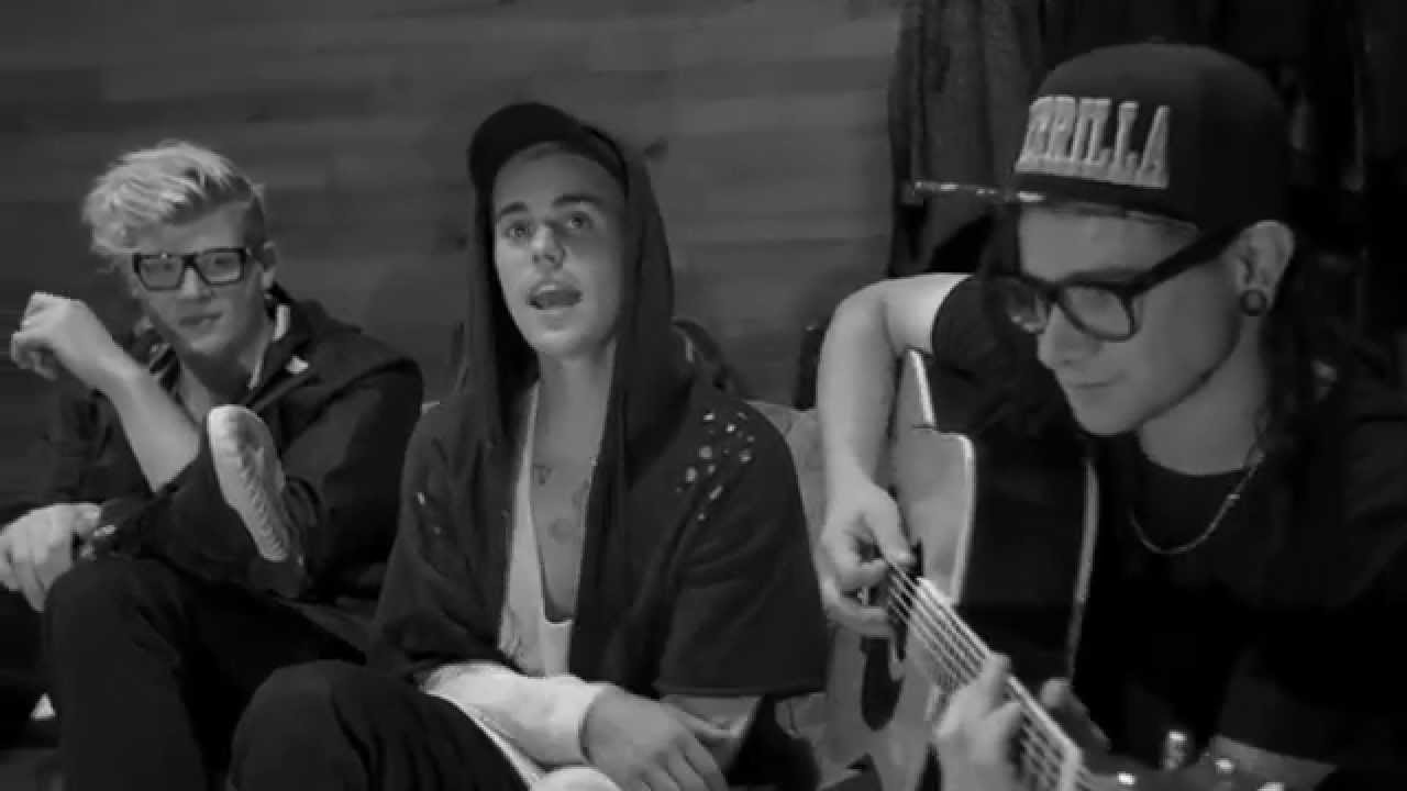 Justin Bieber - Sorry (Acoustic) - YouTube