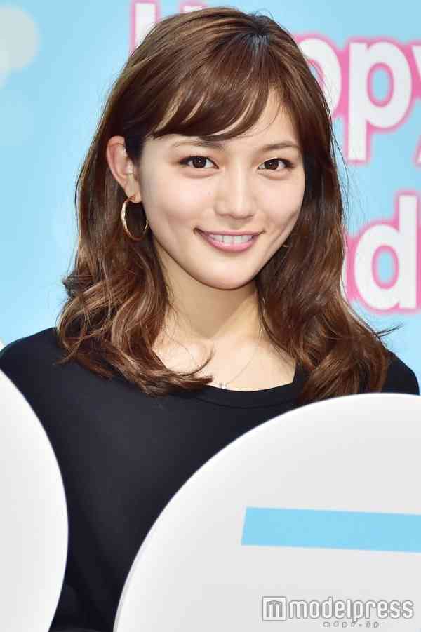 川口春奈、“ぱっつん前髪”のニューヘアに「お人形さんみたい！」「可愛さ倍増」絶賛の声