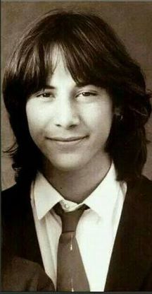 ロン毛の男性をひたすら貼っていくトピ。