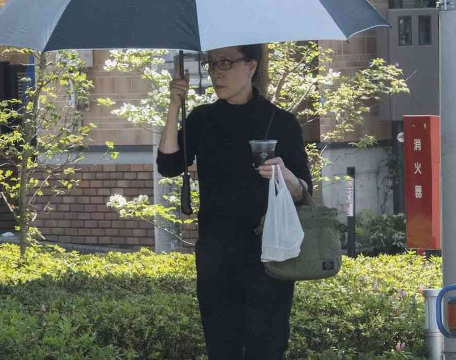 高畑淳子、へそ出し衣装でベリーダンス披露 3週間で5キロ減