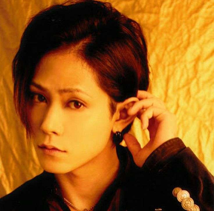 中谷美紀、性同一性障害の難役挑戦　髪15センチカットでベリーショートに