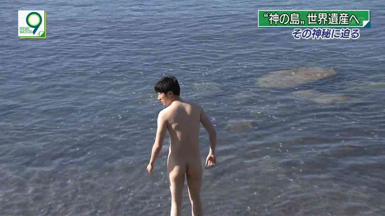 NHK伊藤海彦アナが「美尻ヌード」披露!イケメンの全裸姿に視聴者大興奮