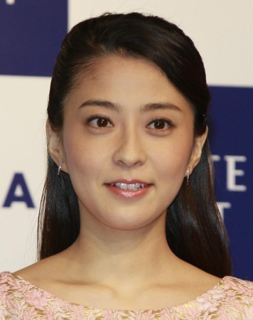 小林麻央「我が家は最高の場所」退院報告、在宅で乳がん治療継続 （スポニチアネックス） - Yahoo!ニュース