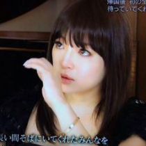 浜崎あゆみが「ノーブラで走り回る」!? SNSで