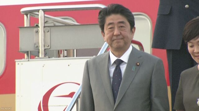 安倍首相 Ｇ７サミットなど終え 帰国 | NHKニュース