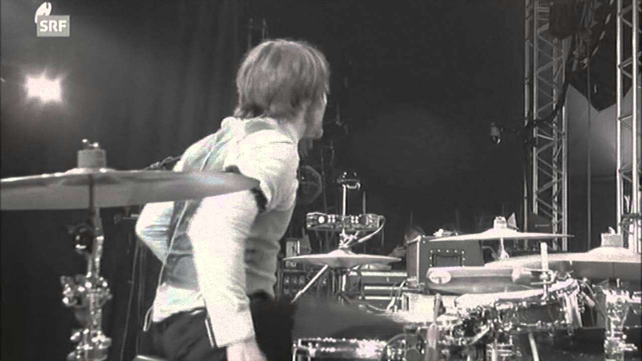 Vintage Trouble - "Run Like The River" LIVE Berne, Switzerland 20140720 GurtenFestival - YouTube