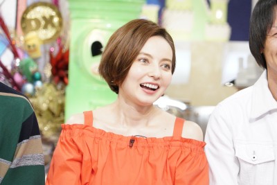 ベッキー 謹慎中に全国から啓発本が届きカウンセラーから連絡も - ライブドアニュース