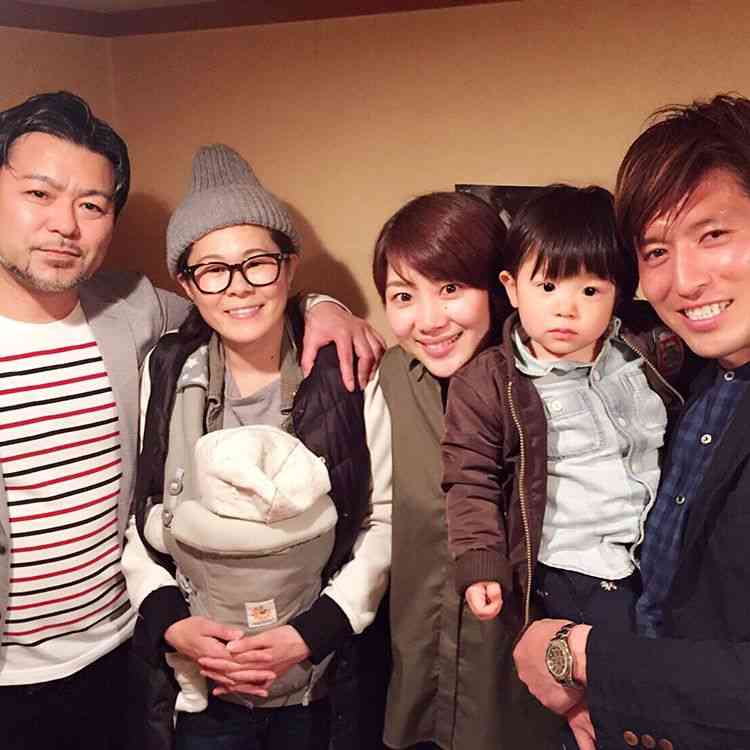 澤穂希さん、出産後初公の場に緊張 子育ては「楽しい」