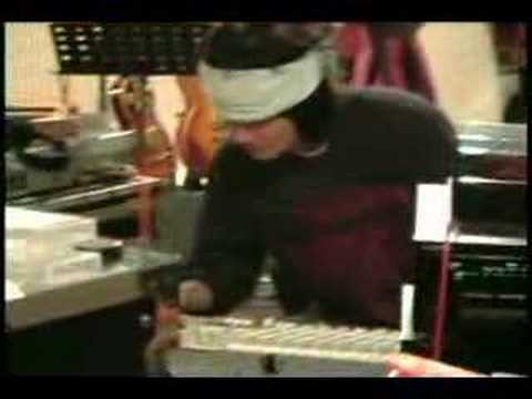↑THE HIGH LOWS↓ - 夏の朝にキャッチボールを - YouTube