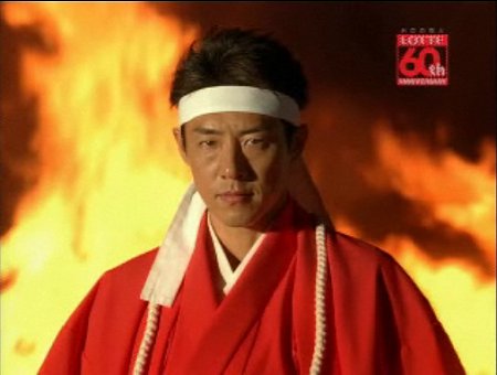 なんでもいいので笑えるもの元気がでるもの教えてください。
