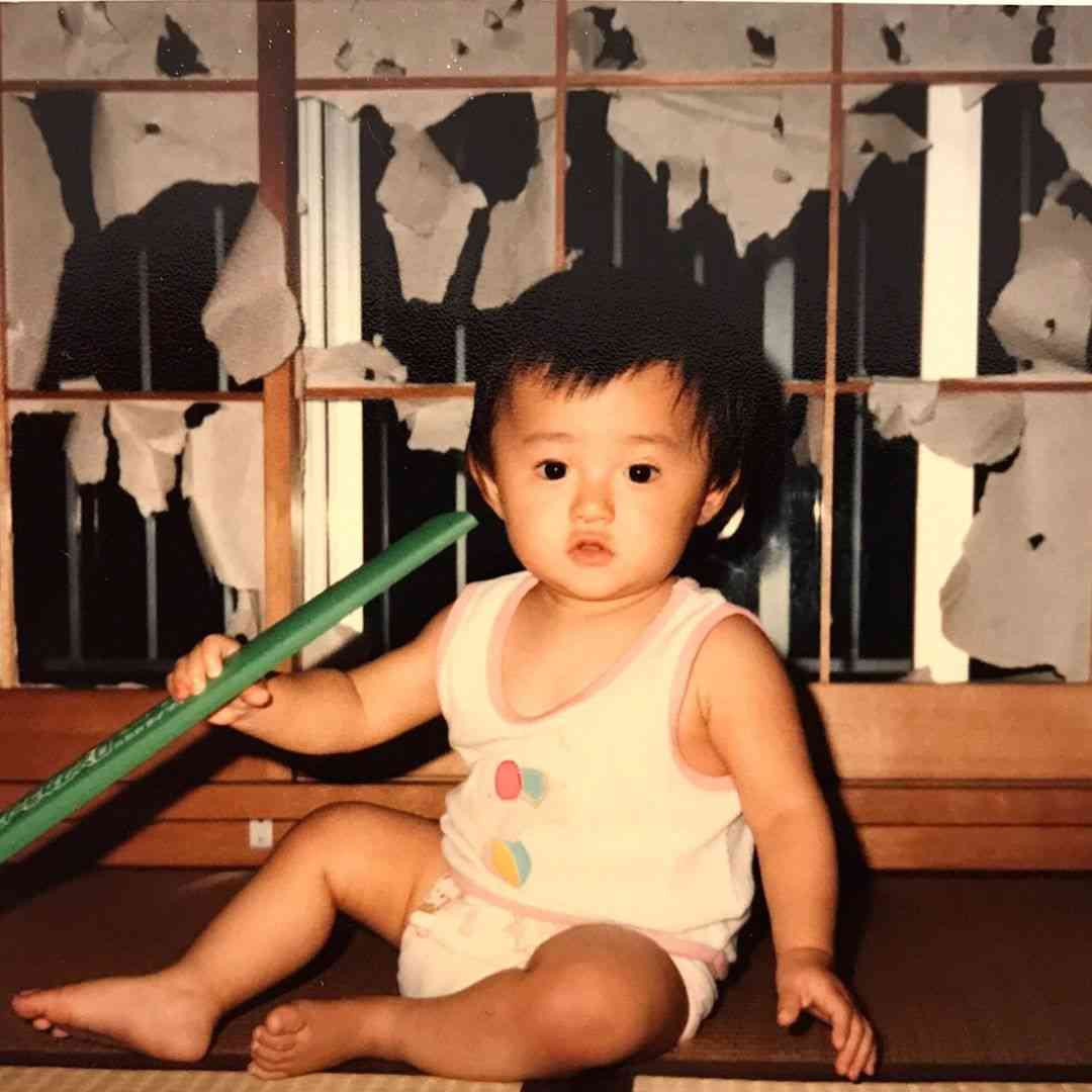 深田恭子、幼少期の写真を公開!ヤンチャすぎると話題に