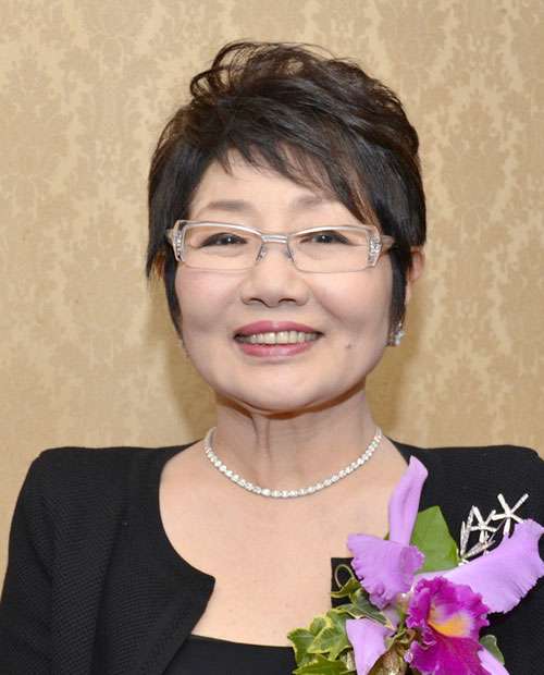 芸能人の優しい微笑みの画像トピ